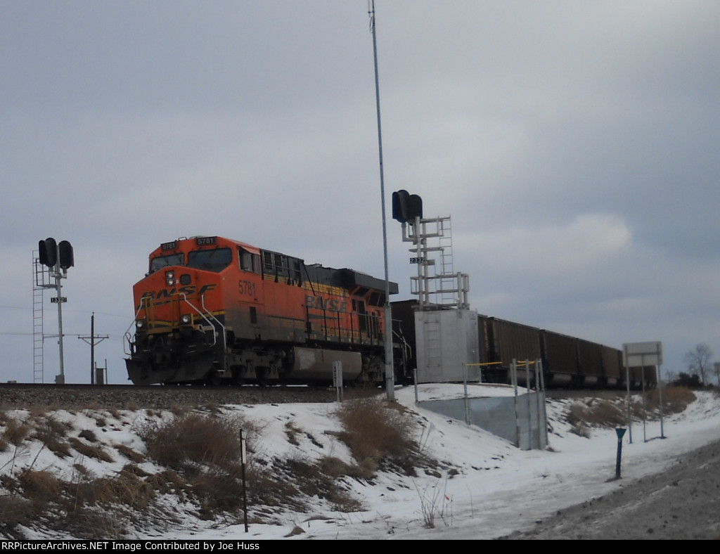 BNSF 5781 DPU